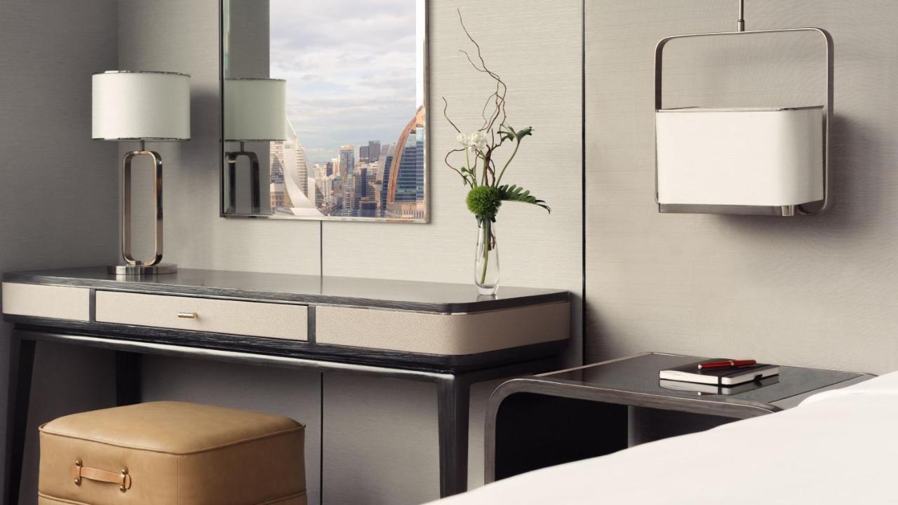 Executive-suite